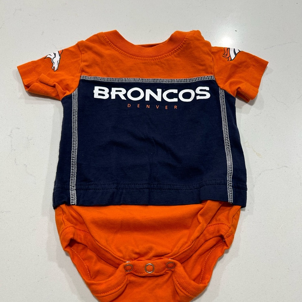 NFL Team Apparel "Denver Broncos" Infant Baby One Piece Bodysuit 0/3 Months